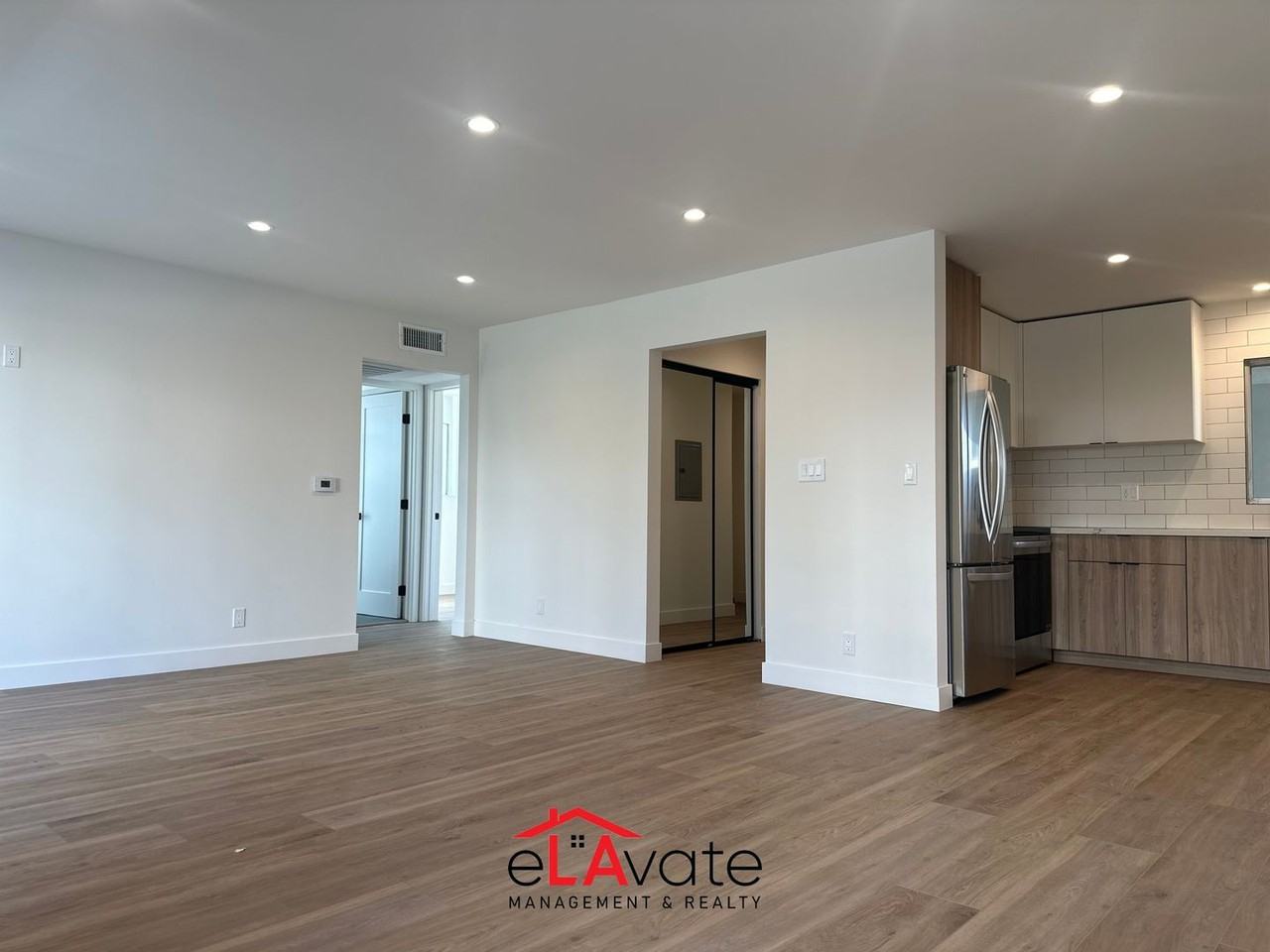 11600 Rochester Ave - Photo 2 of 12