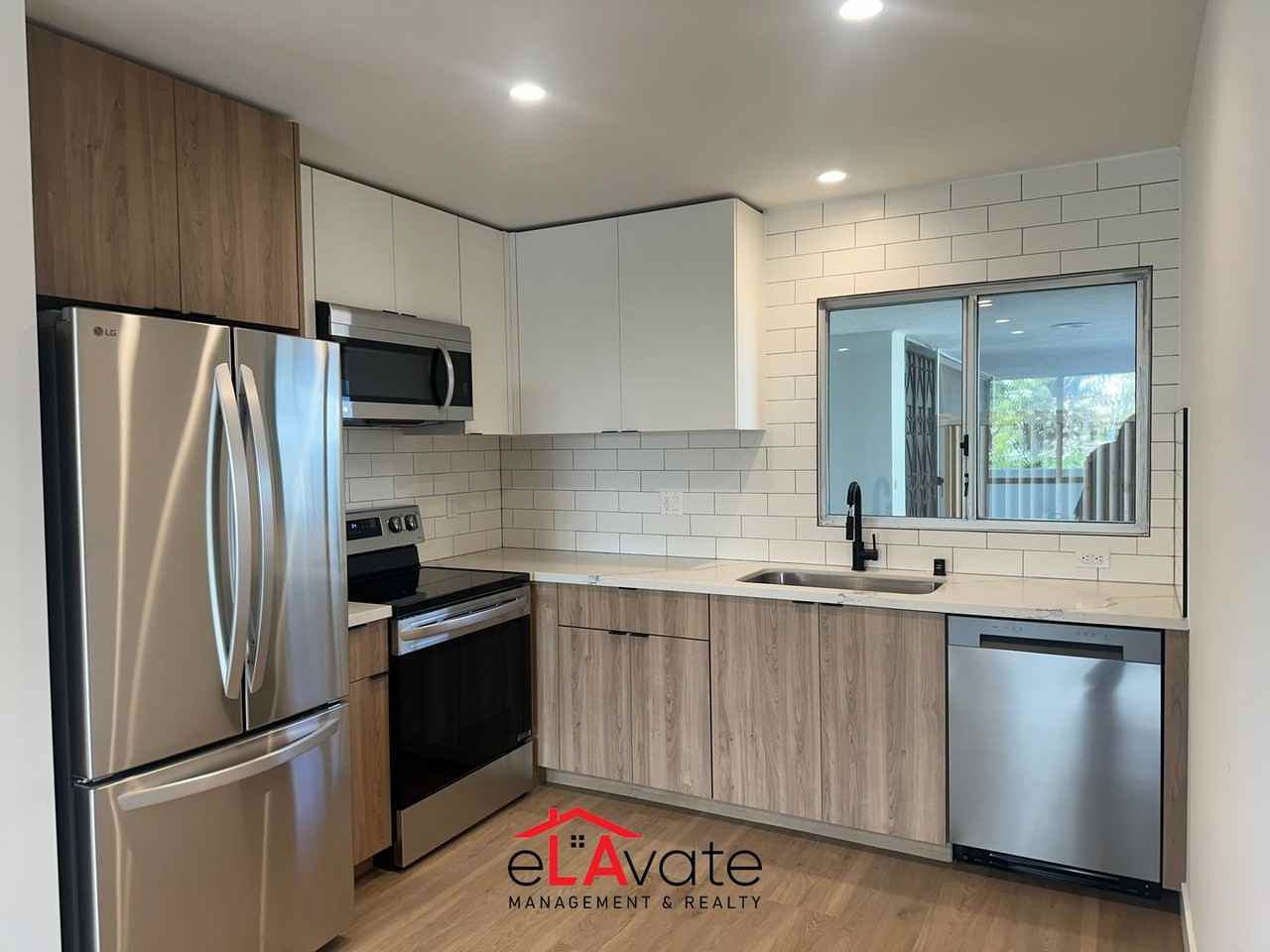 11600 Rochester Ave - Photo 3 of 12