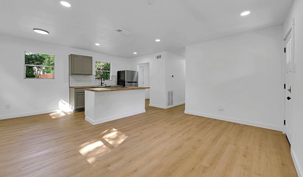 2809 Parrott Ave - Photo 6 of 31