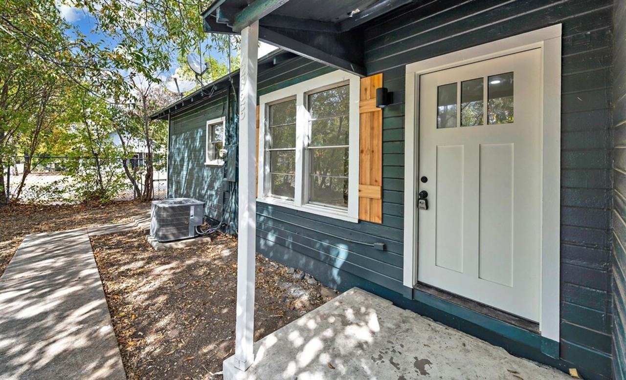 2825 N 22nd St - Photo 2 of 34