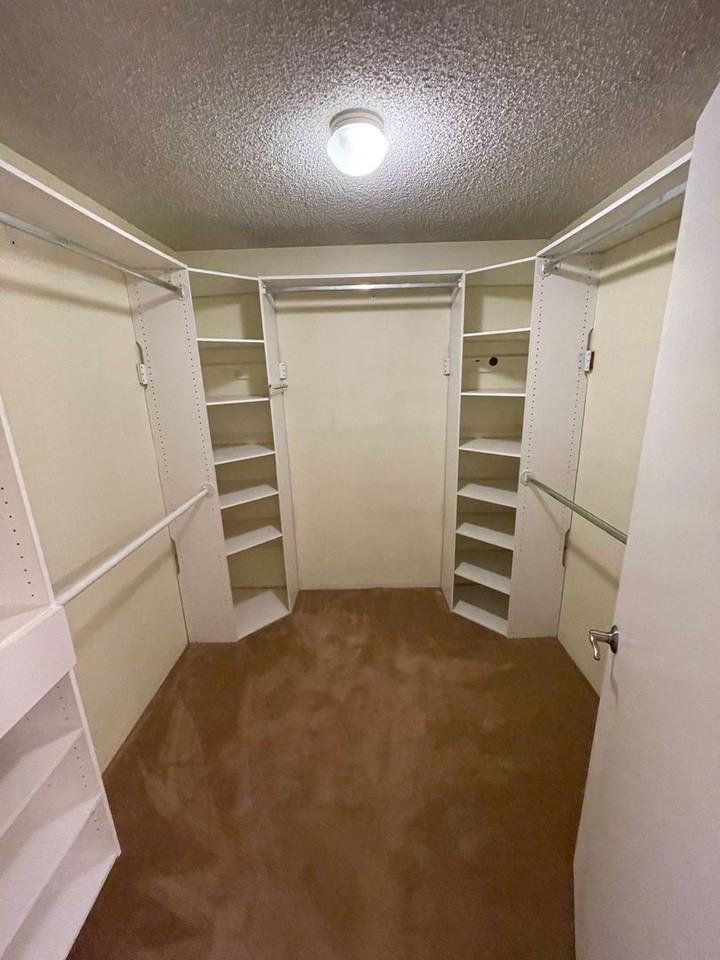 1548 Sw Robertson Dr - Photo 2 of 15