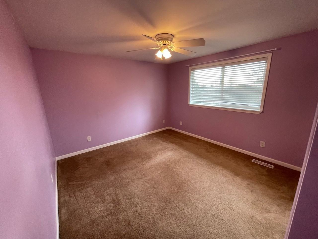 1548 Sw Robertson Dr - Photo 5 of 15