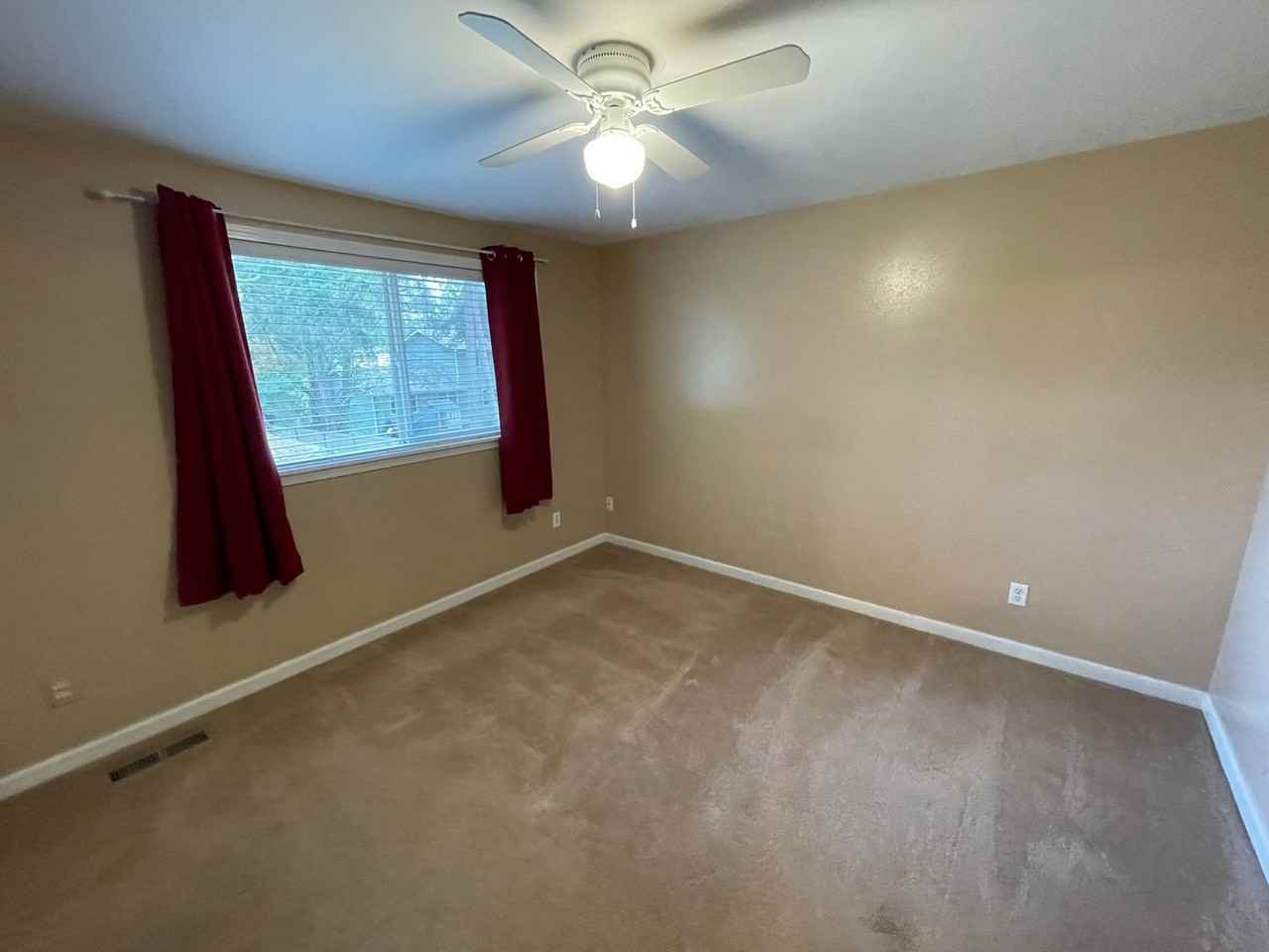 1548 Sw Robertson Dr - Photo 7 of 15