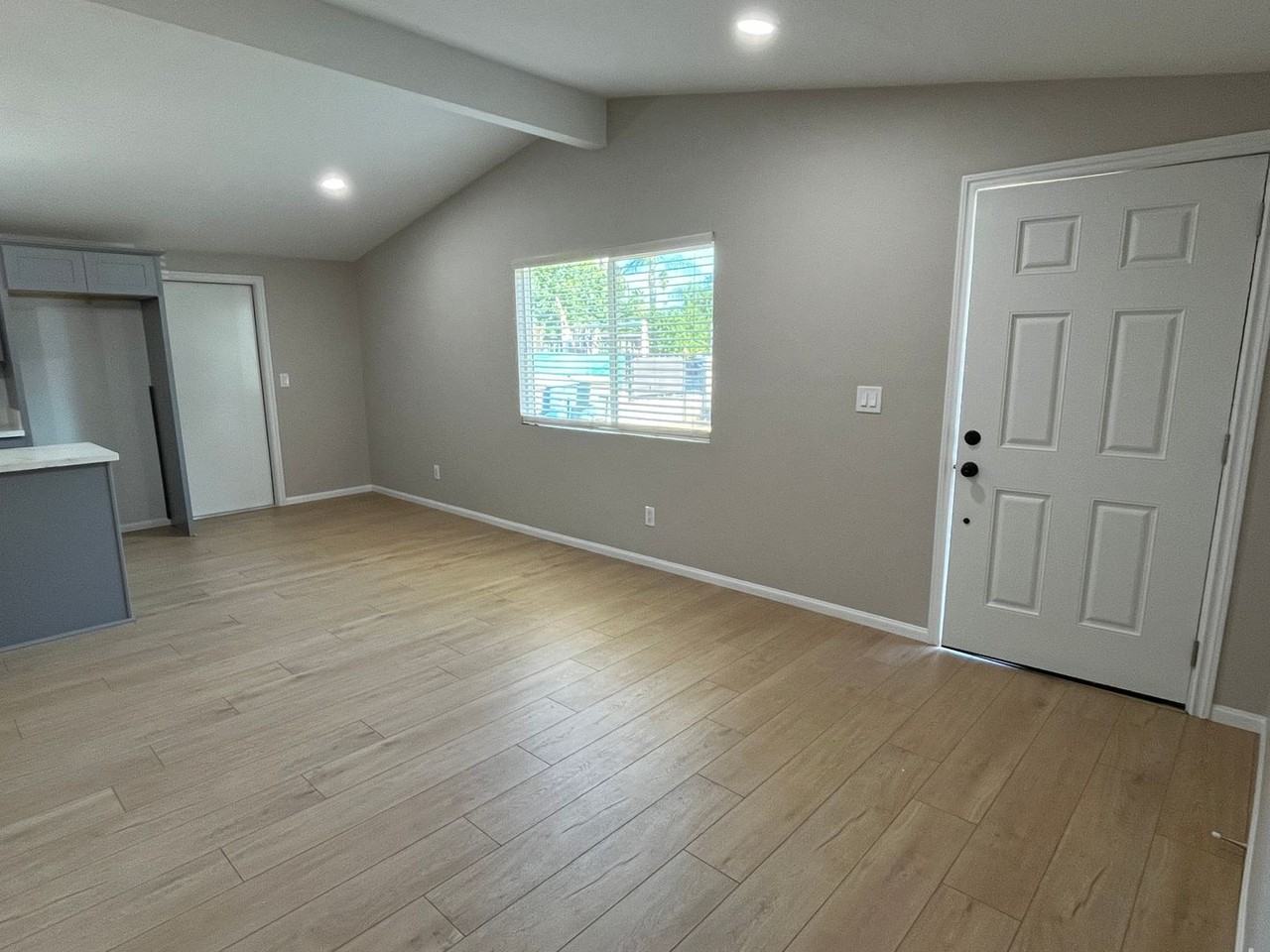 3220 Vance St - Photo 2 of 26