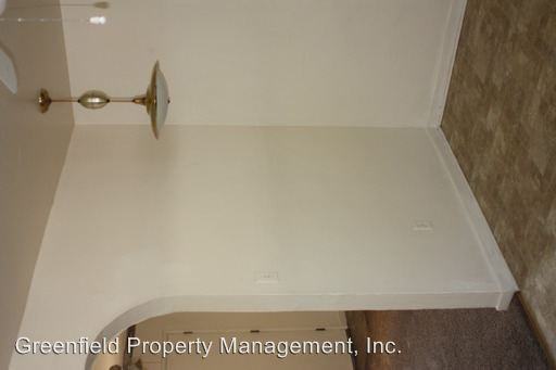 Cherokee Lane 1507-1509 - Photo 2 of 7