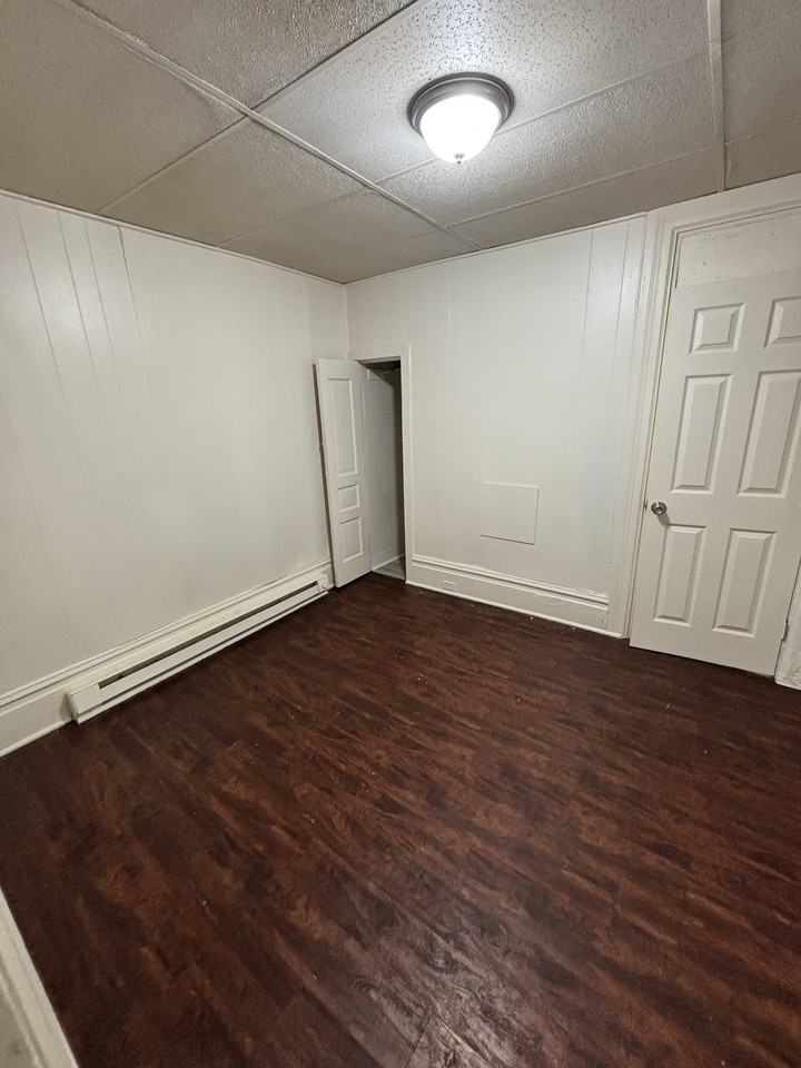 193 South Front Street - Photo 3 of 11