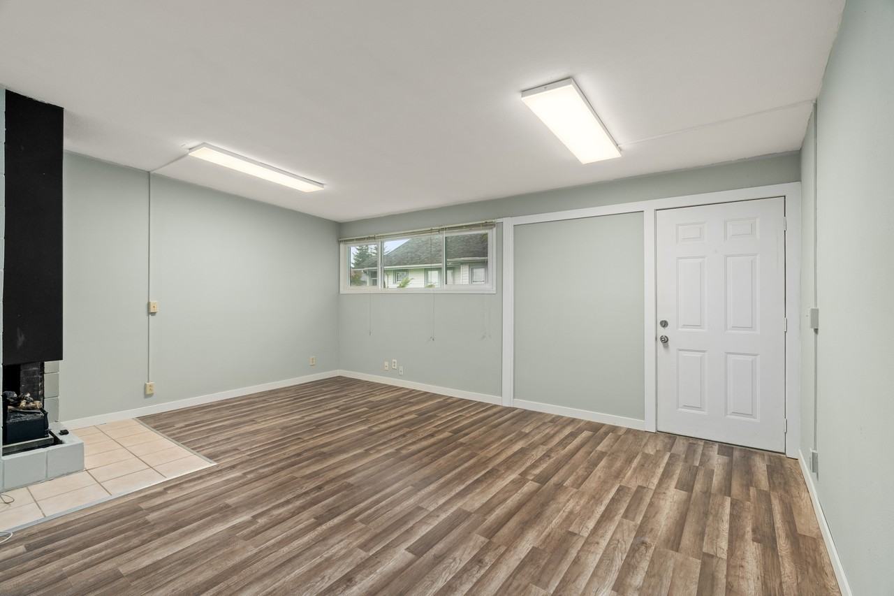 2404 Sumner Avenue - Photo 3 of 23