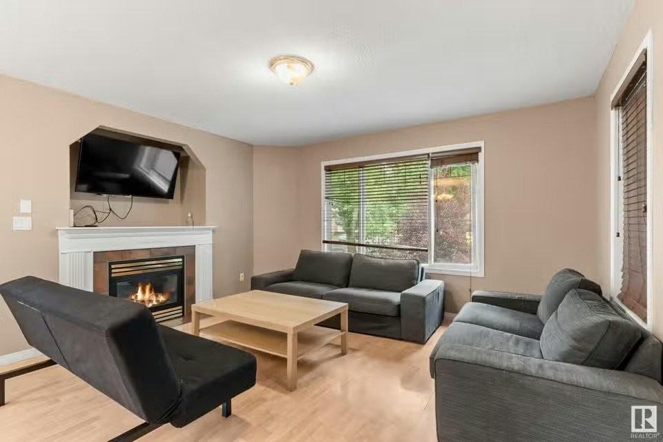 10910 University Ave Nw - Photo 2 of 5