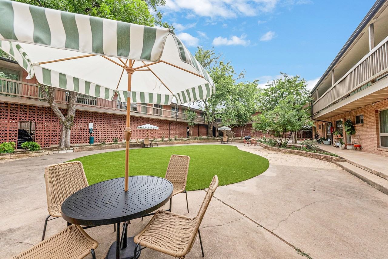 Lorrain Apartments - Photo 6 of 22