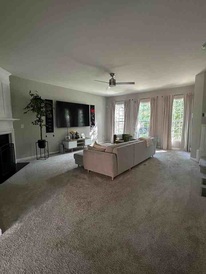 2371 Towneview Court Southeast - Photo 7 of 15