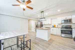 featured image of Oakford Avenue