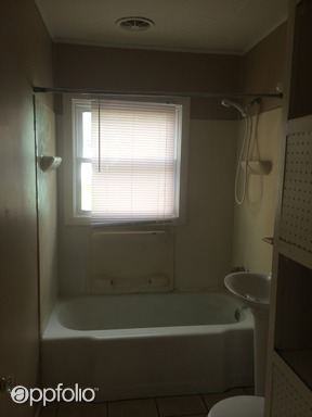 1221 E Pettit Ave - Photo 3 of 13