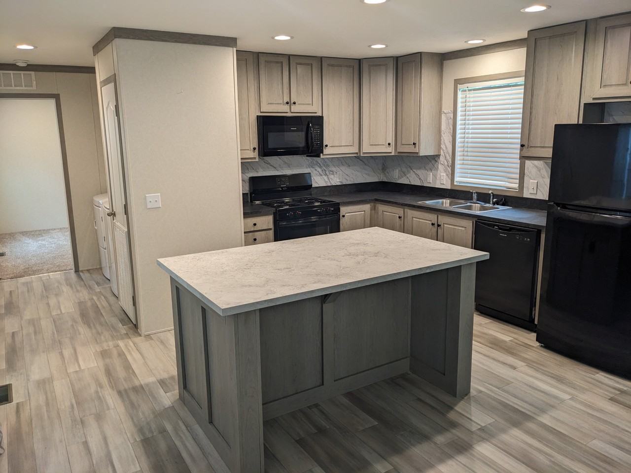 855 W Jefferson St #127