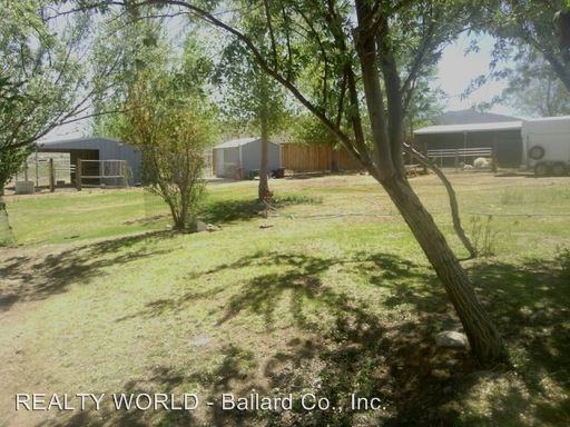 4845 Quince Ave - Photo 3 of 24
