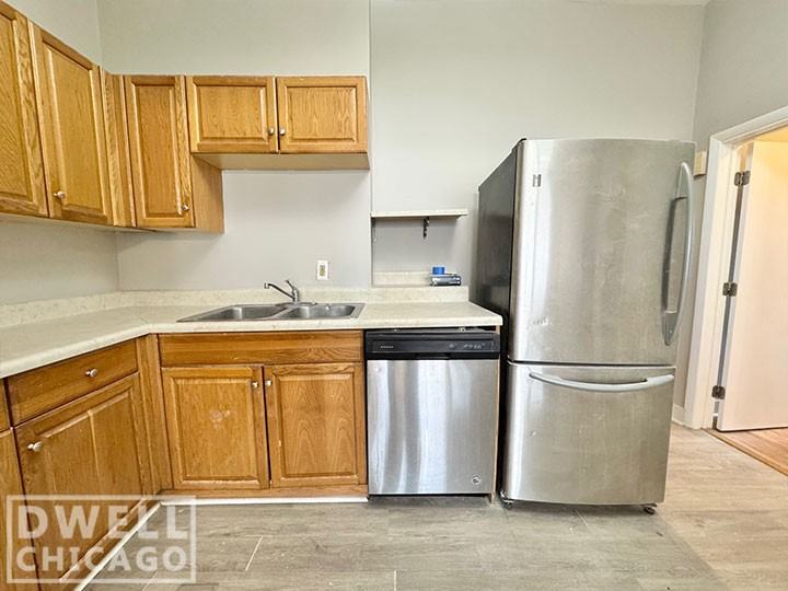 1824 S Canalport Ave #1 - Photo 6 of 14