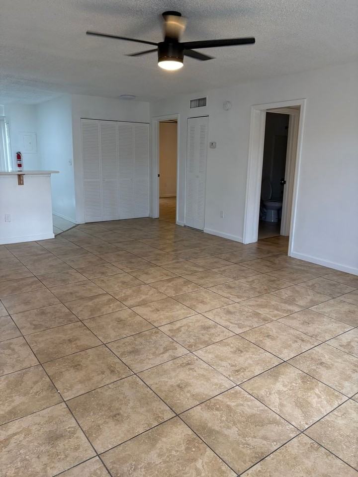 3651 N Goldenrod Rd #A104 - Photo 4 of 20