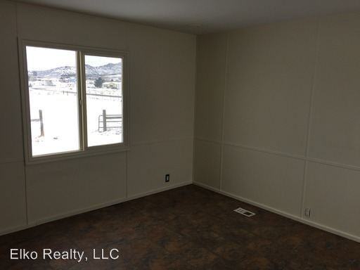 363 Berry Creek Dr - Photo 2 of 5