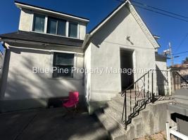 featured image of 458 H St #1