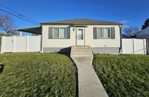 featured image of 1603 E Lacrosse Ave