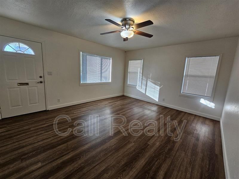 1603 E Lacrosse Ave - Photo 2 of 21