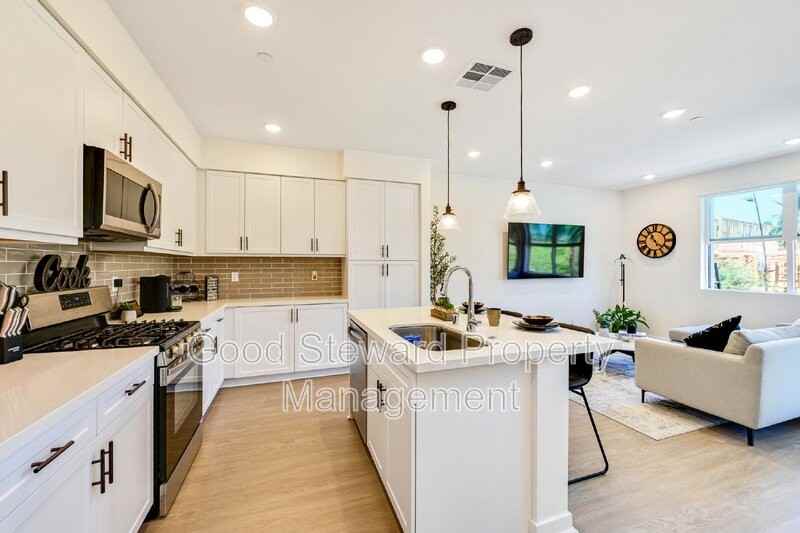 9608 Nova Pl - Photo 6 of 35