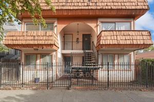featured image of 1921 28th St #3