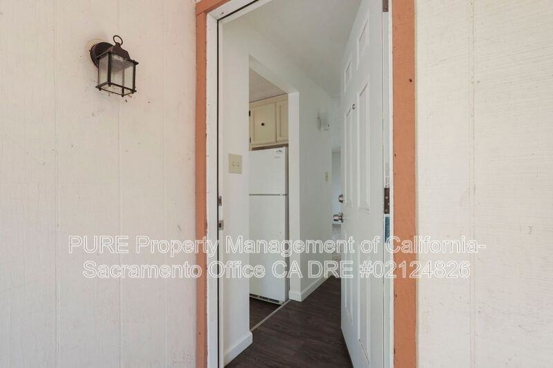 1921 28th St #3 - Photo 2 of 38