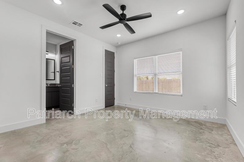 3005 Alpha Wolf Ct - Photo 2 of 40