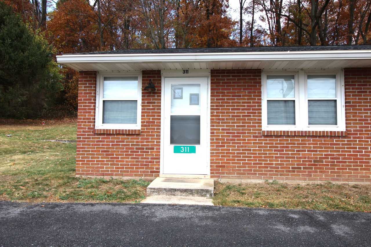 311 Hill Rd - Photo 2 of 14