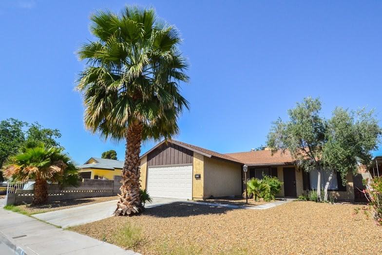 1108 Meadbrook St - Photo 2 of 29