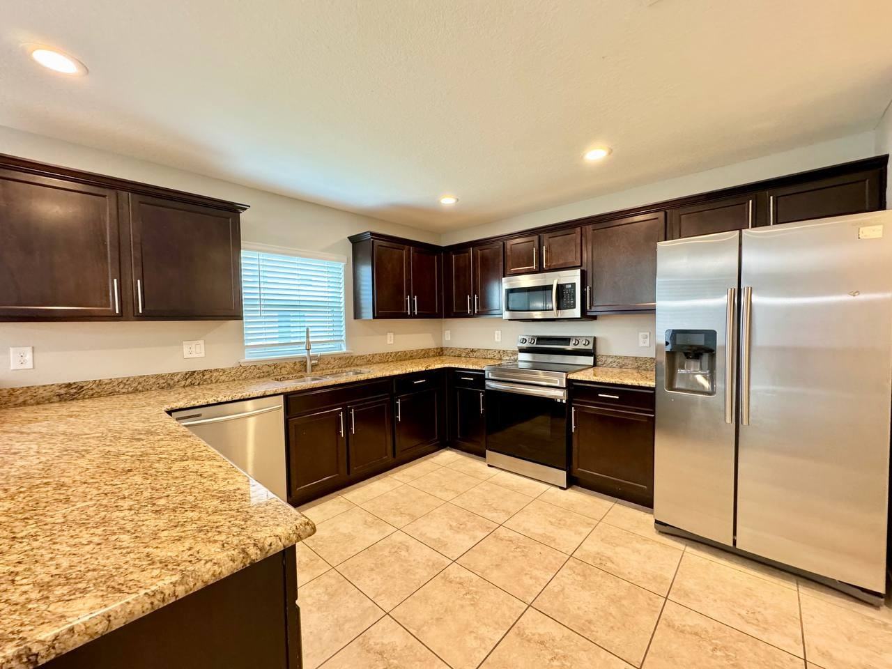 9634 Tocobaga Pl - Photo 6 of 33