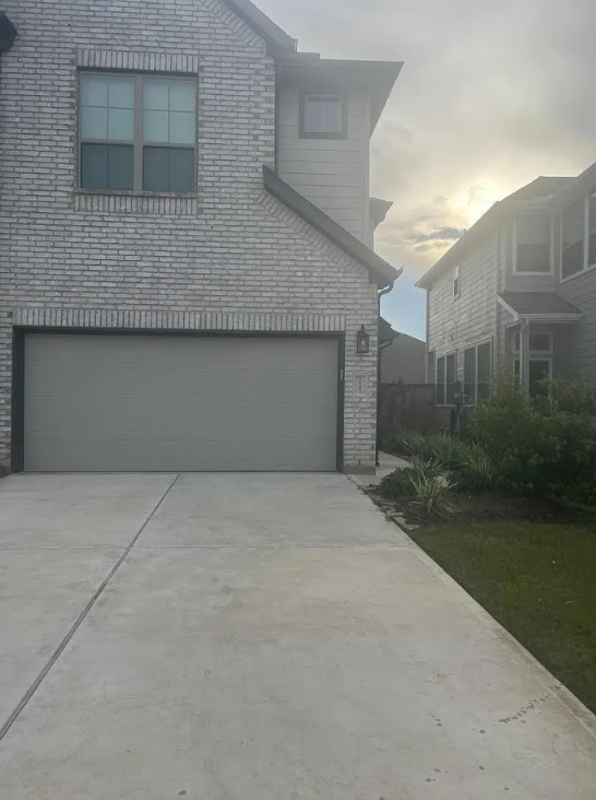 2507 Manor Valley Ct - Photo 3 of 50