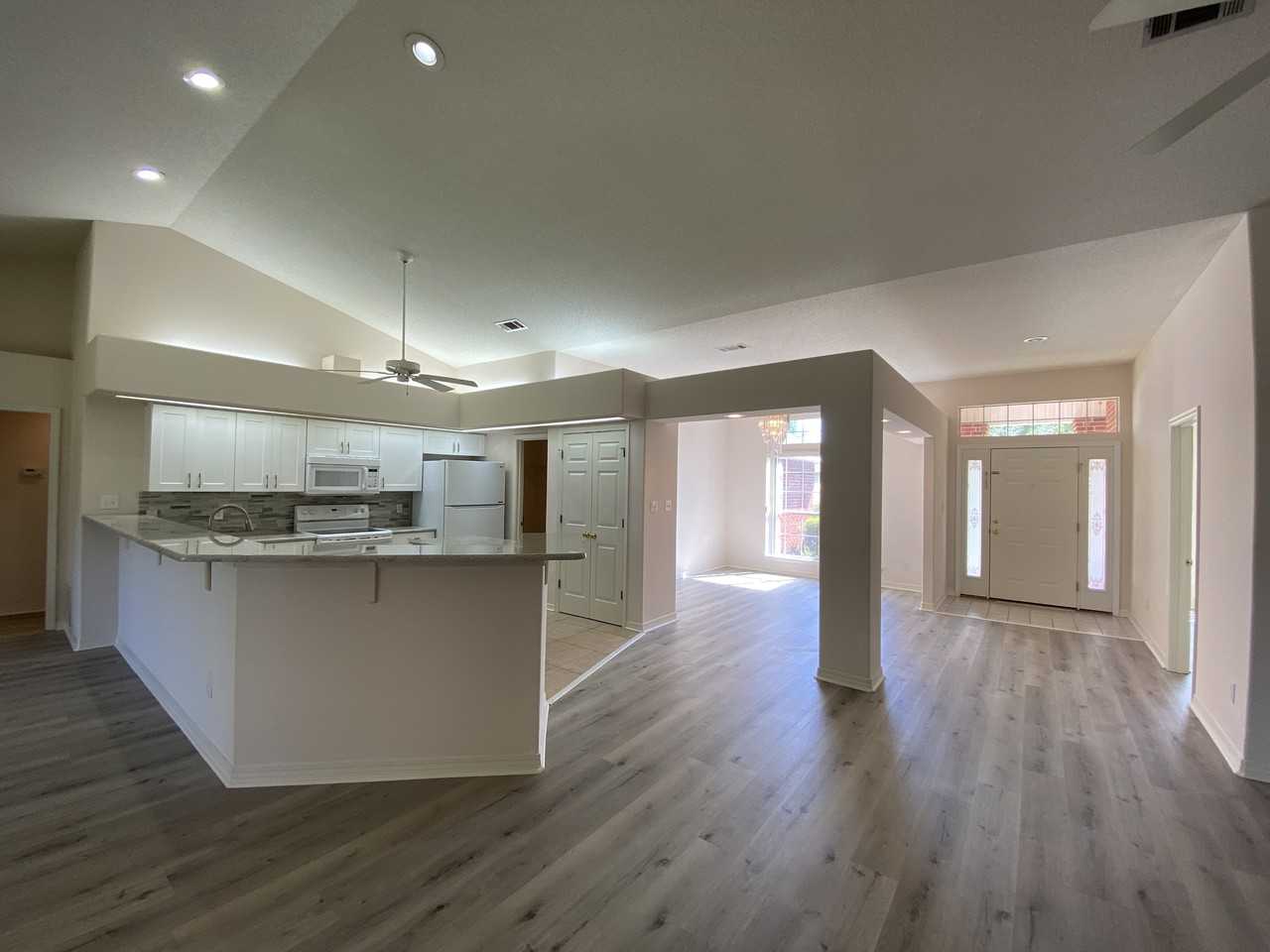 2921 Pga Blvd - Photo 2 of 42