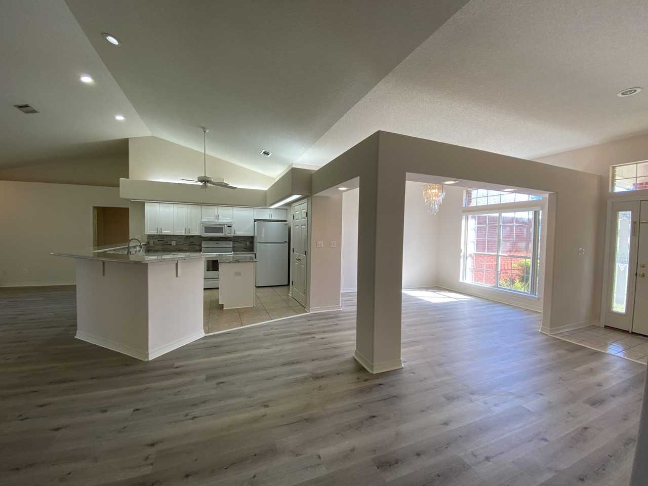 2921 Pga Blvd - Photo 3 of 42