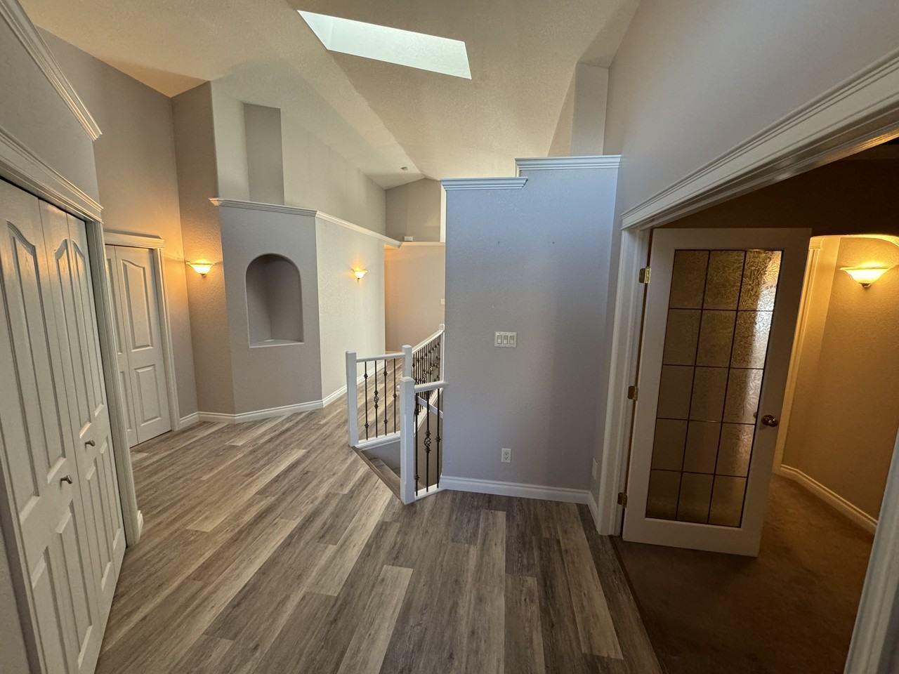 6 Fairmont Park Lane S - Photo 2 of 27