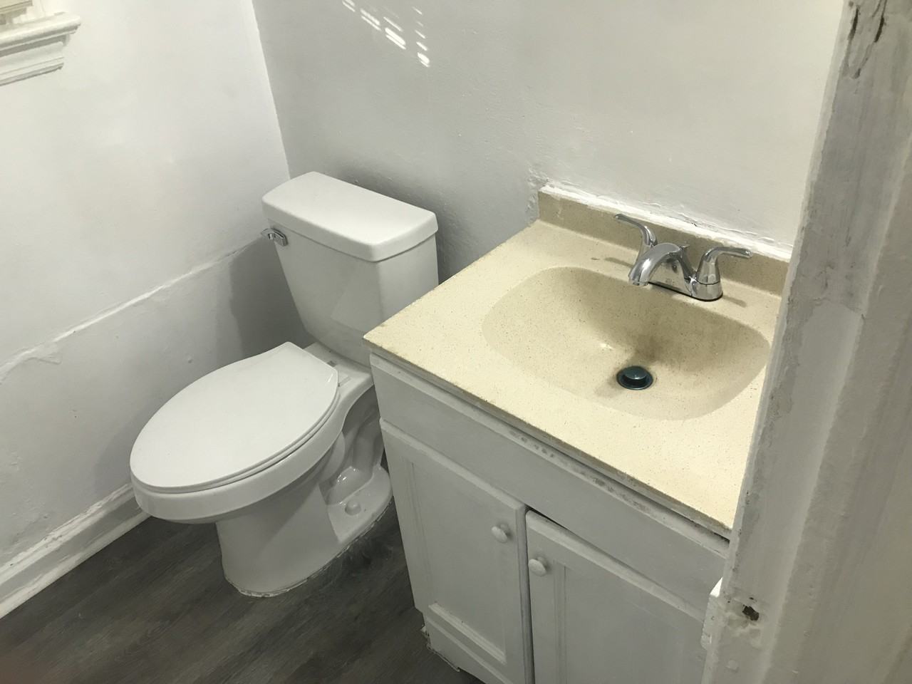 604 E Highland Ave #NA - Photo 6 of 16