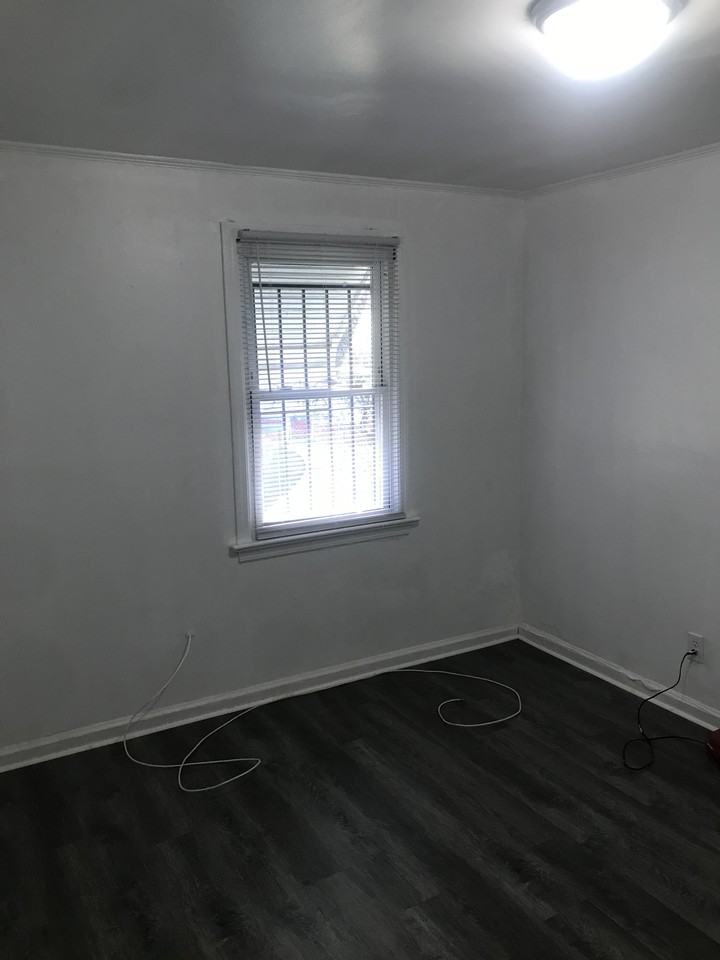 604 E Highland Ave #NA - Photo 7 of 16