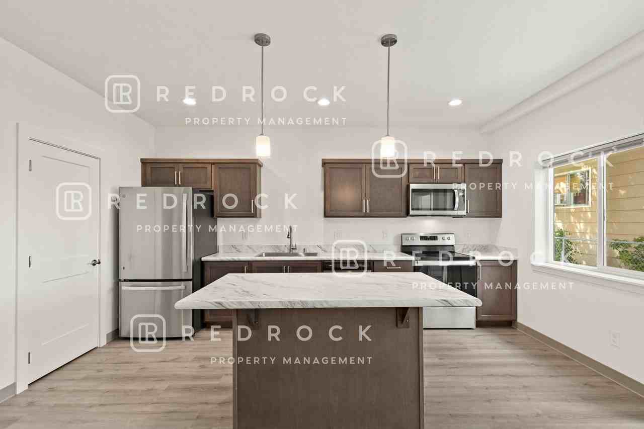 MG - 8717 East Valleyway Avenue - Photo 7 of 29