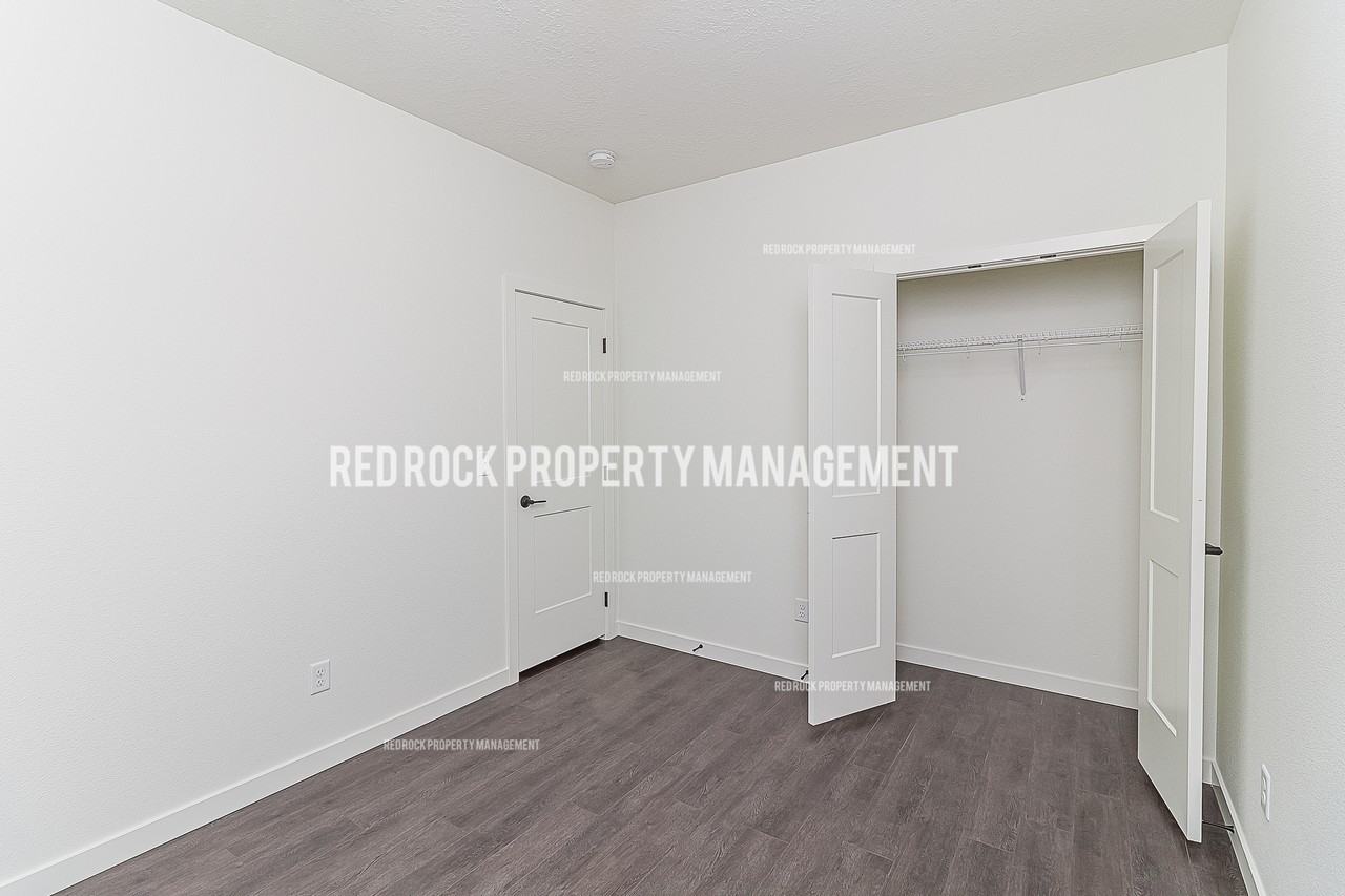 606 S Crescent Ln #1 - Photo 5 of 11