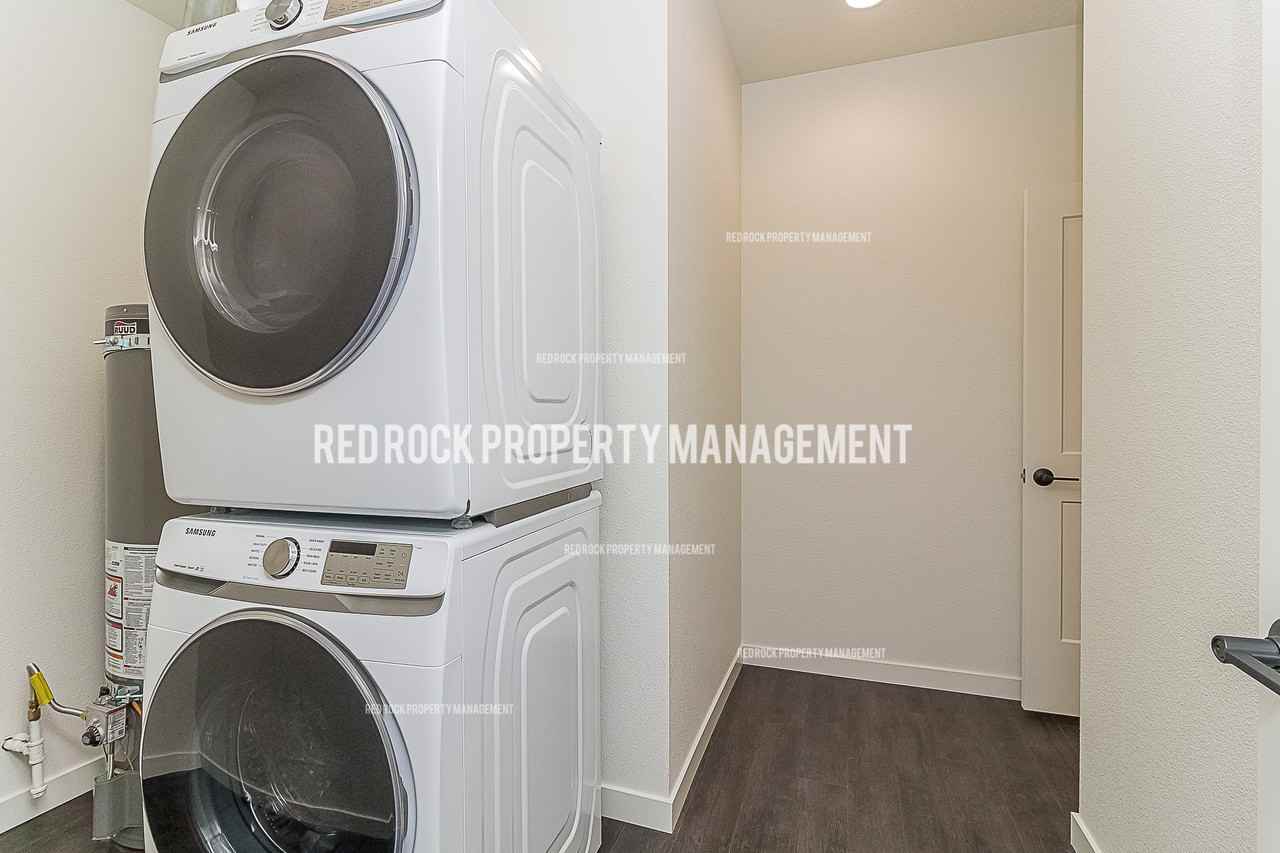 606 S Crescent Ln #1 - Photo 4 of 11