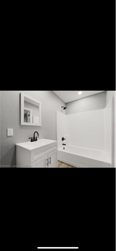 2108 Boston St - Photo 7 of 9