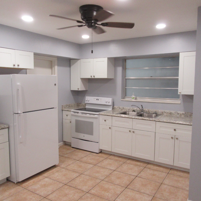 2354 Sherwood Forest Blvd - Photo 2 of 11