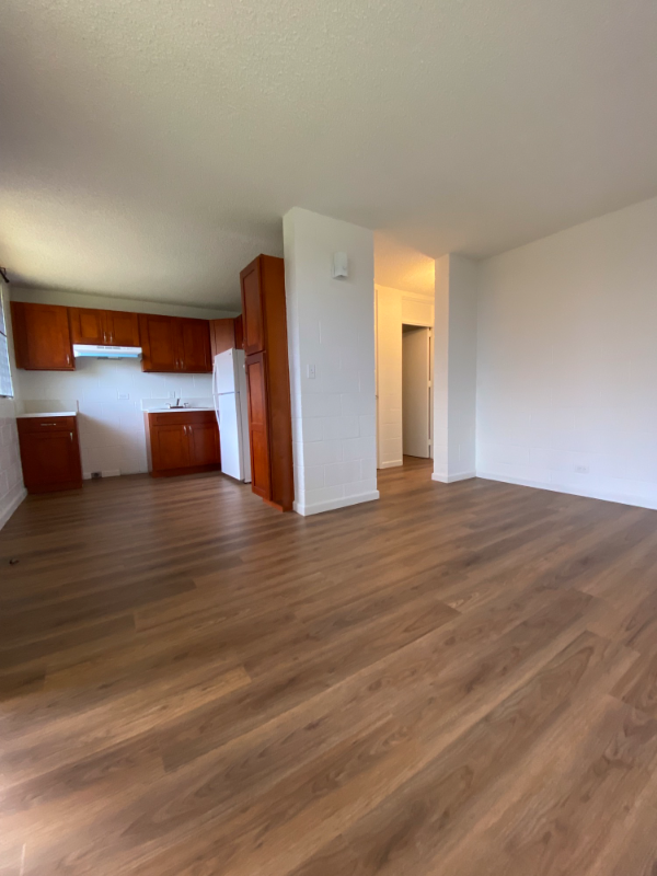 949 Luehu St #B10 - Photo 2 of 7