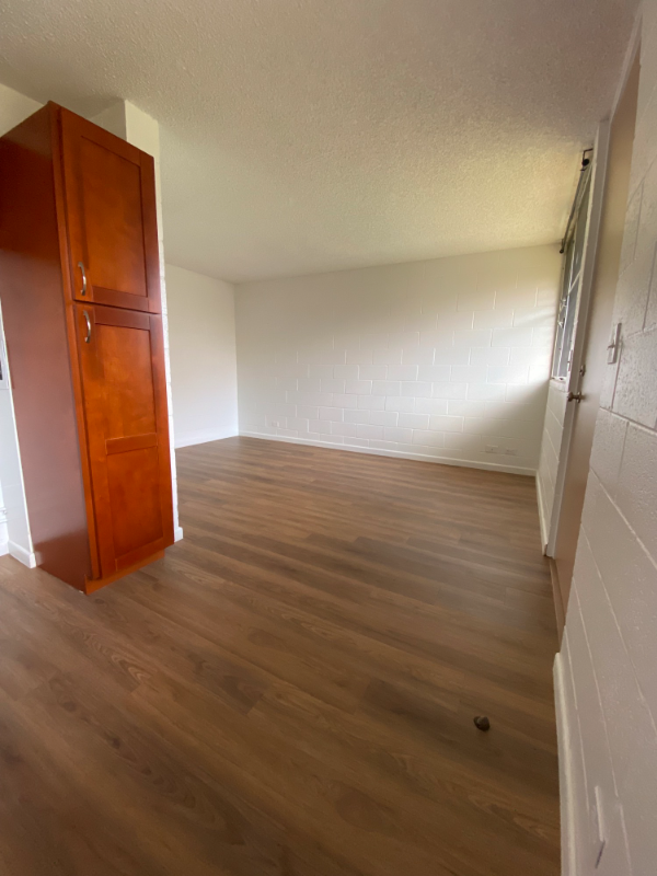 949 Luehu St #B10 - Photo 3 of 7