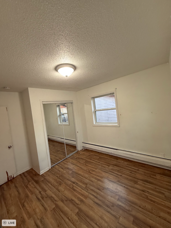 715 Dewey Avenue North - Photo 6 of 11