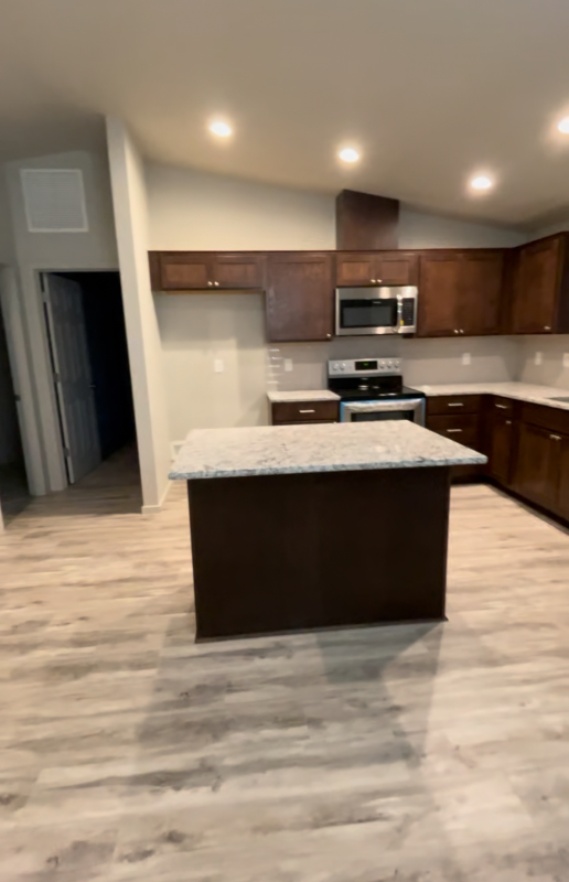 815 E Mt Baker St - Photo 2 of 7