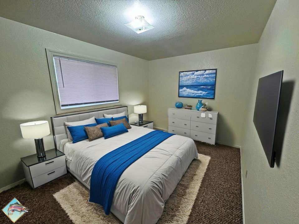 2324 Canyon Dr #2 - Photo 4 of 6