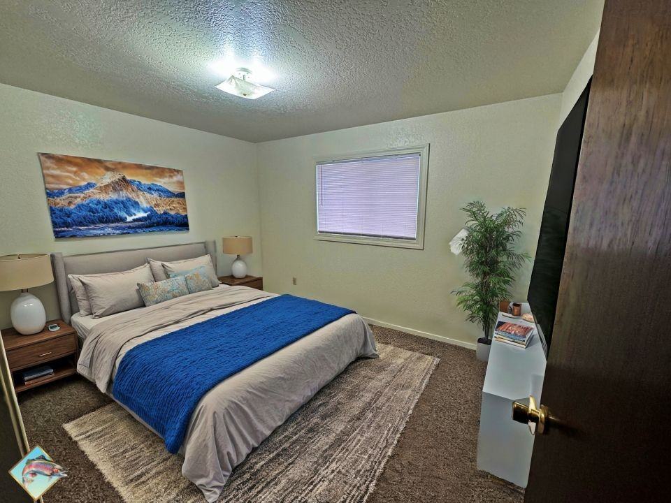 2324 Canyon Dr #2 - Photo 5 of 6