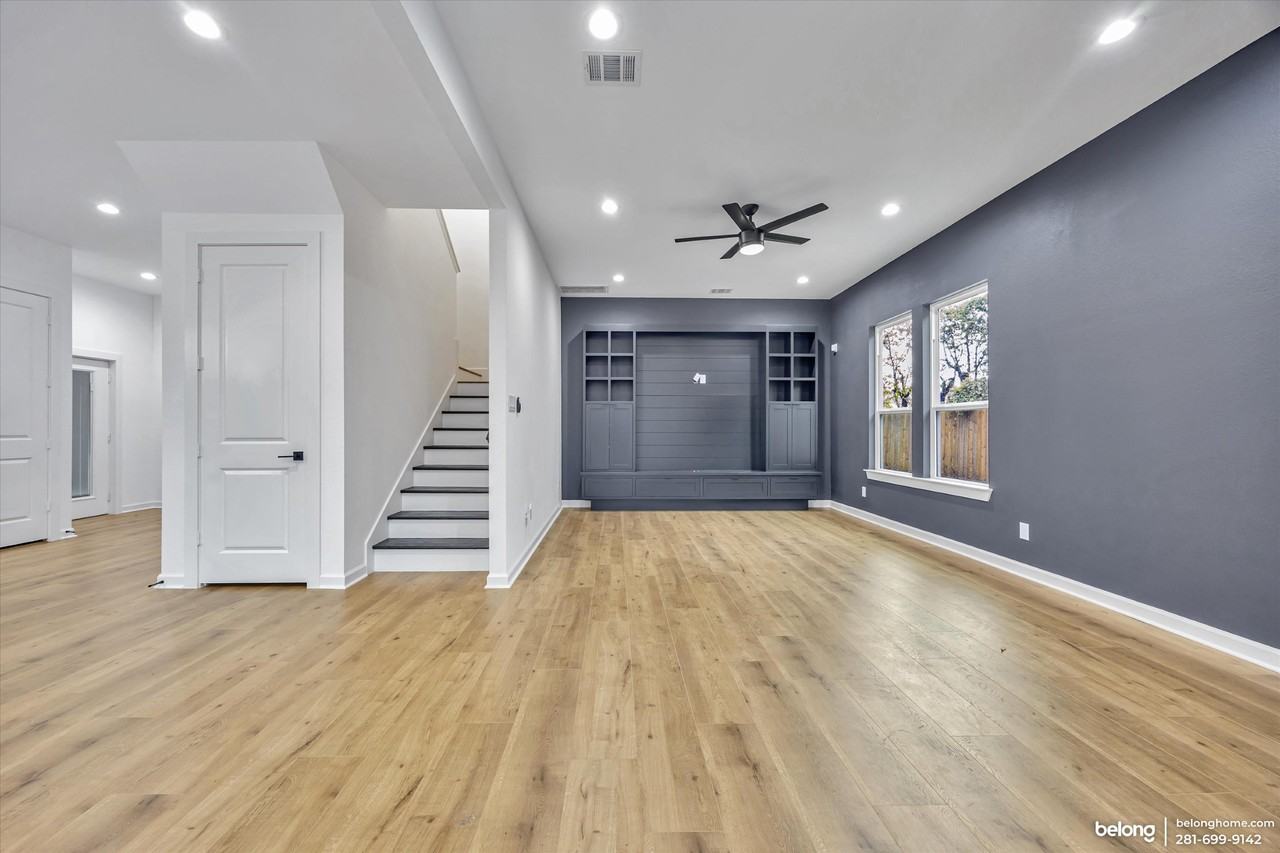 3402 Nathaniel Brown St #B - Photo 5 of 27