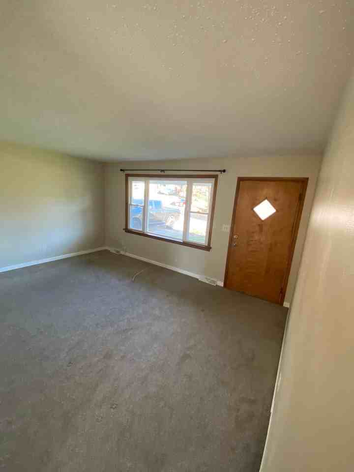 106 Miller Drive - Photo 2 of 20